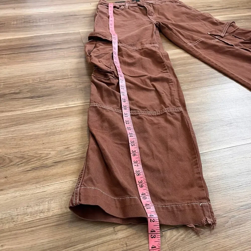 Wild Fable Mid Rise Baggy Cargo Pants Size 6 - Picture 9 of 10
